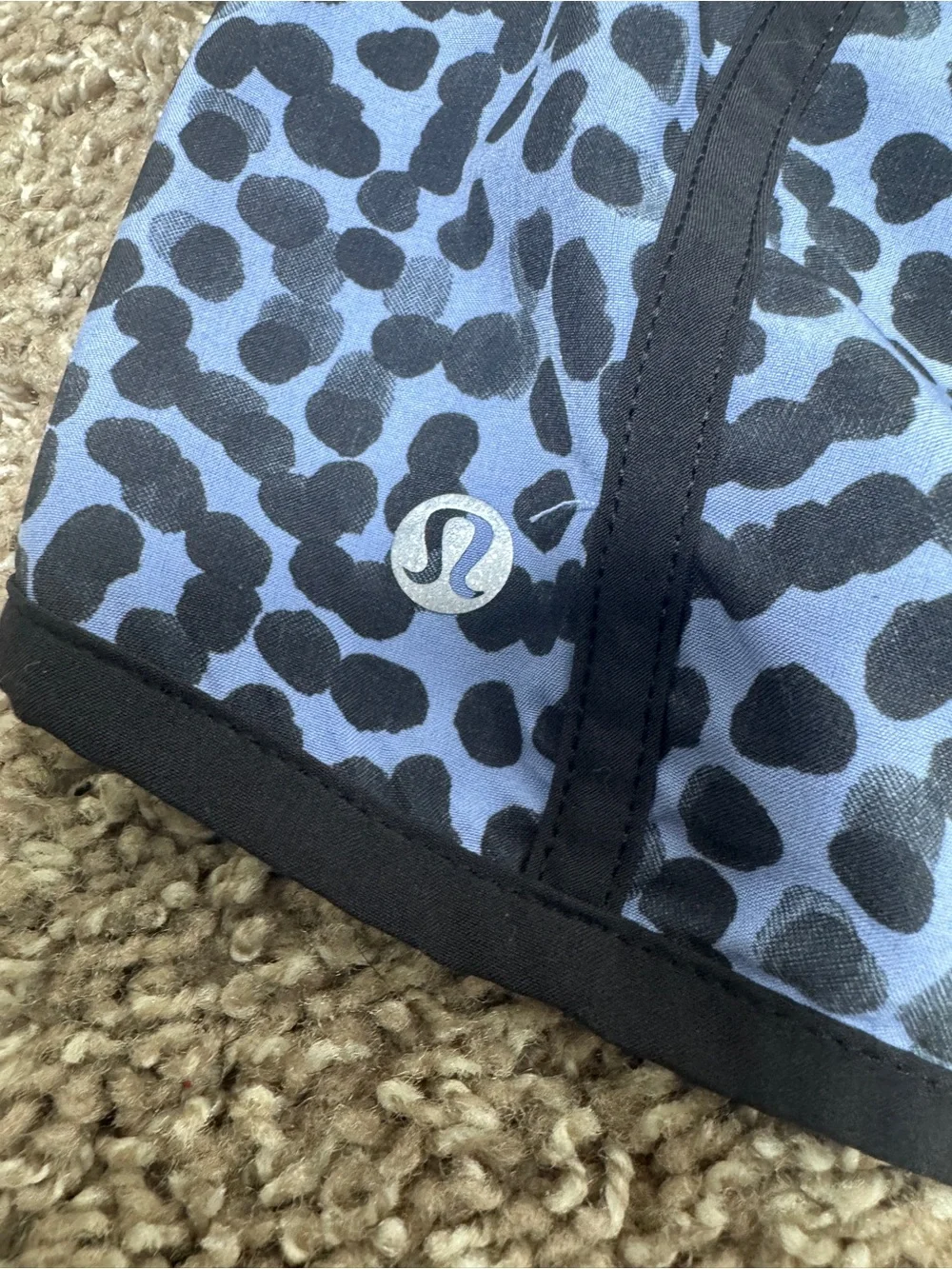 Lululemon Speed Short Ace Spot Lullaby Black 4-way stretch shorts - Picture 3 of 8